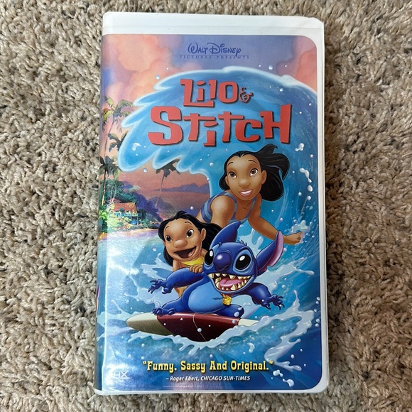 Walt Disney Lilo & Stitch VHS - Picture 1 of 5